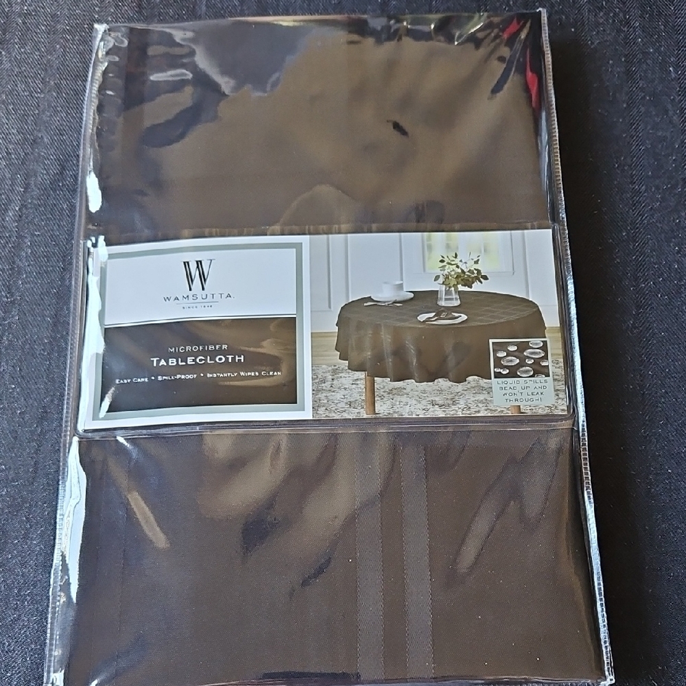 Wamsutta 60" Round Black Microfiber Tablecloth